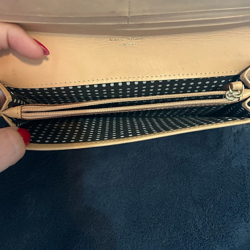Kate Spade Glossy Black Wallet - Picture 6 of 6